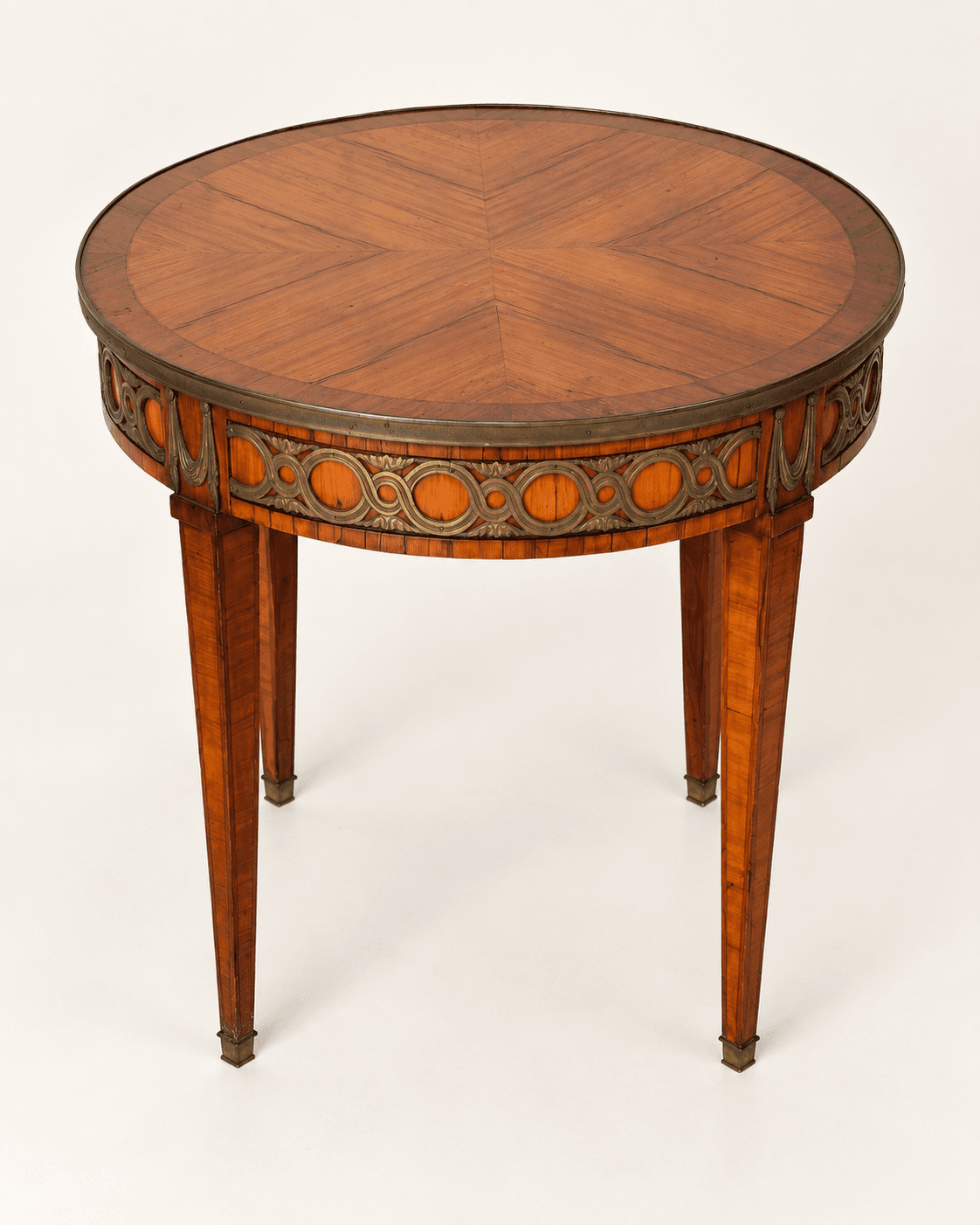 Table d'appoint de style Louis XVI, 19th — vue studio reconstituée et illustrative