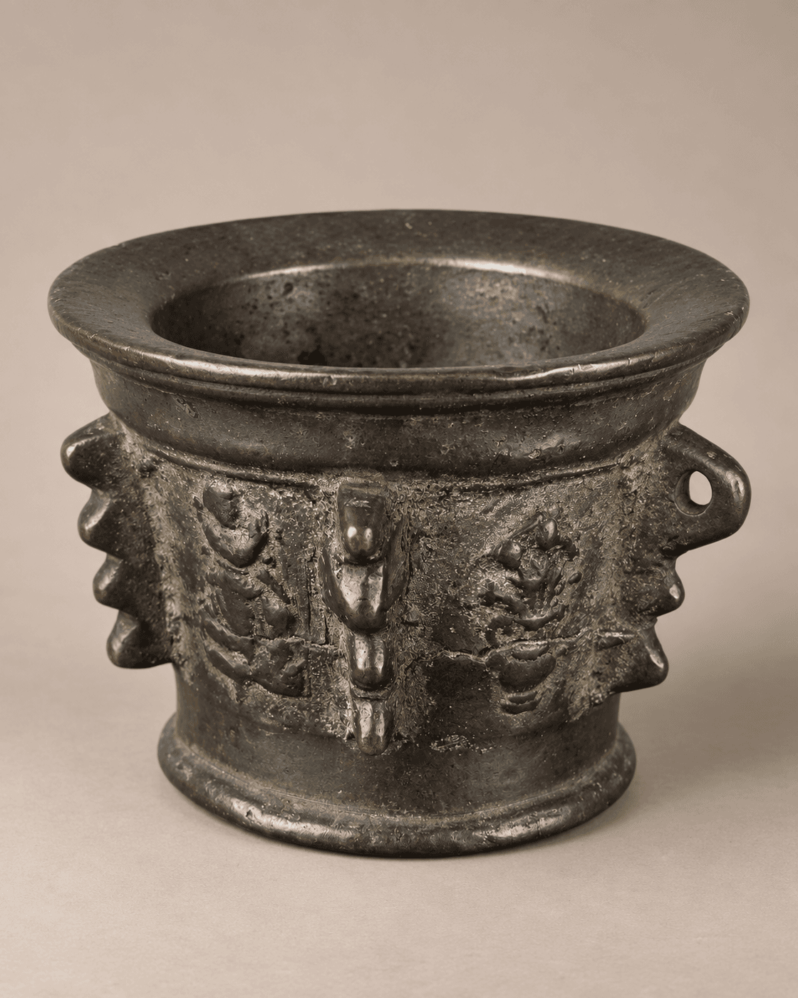 Petit mortier en bronze, 19th — vue studio reconstituée et illustrative