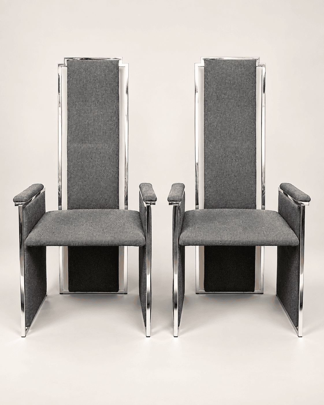 Paire de fauteuils, Willy Risso pour Roche et Bobois,1980 — vue studio reconstituée et illustrative
