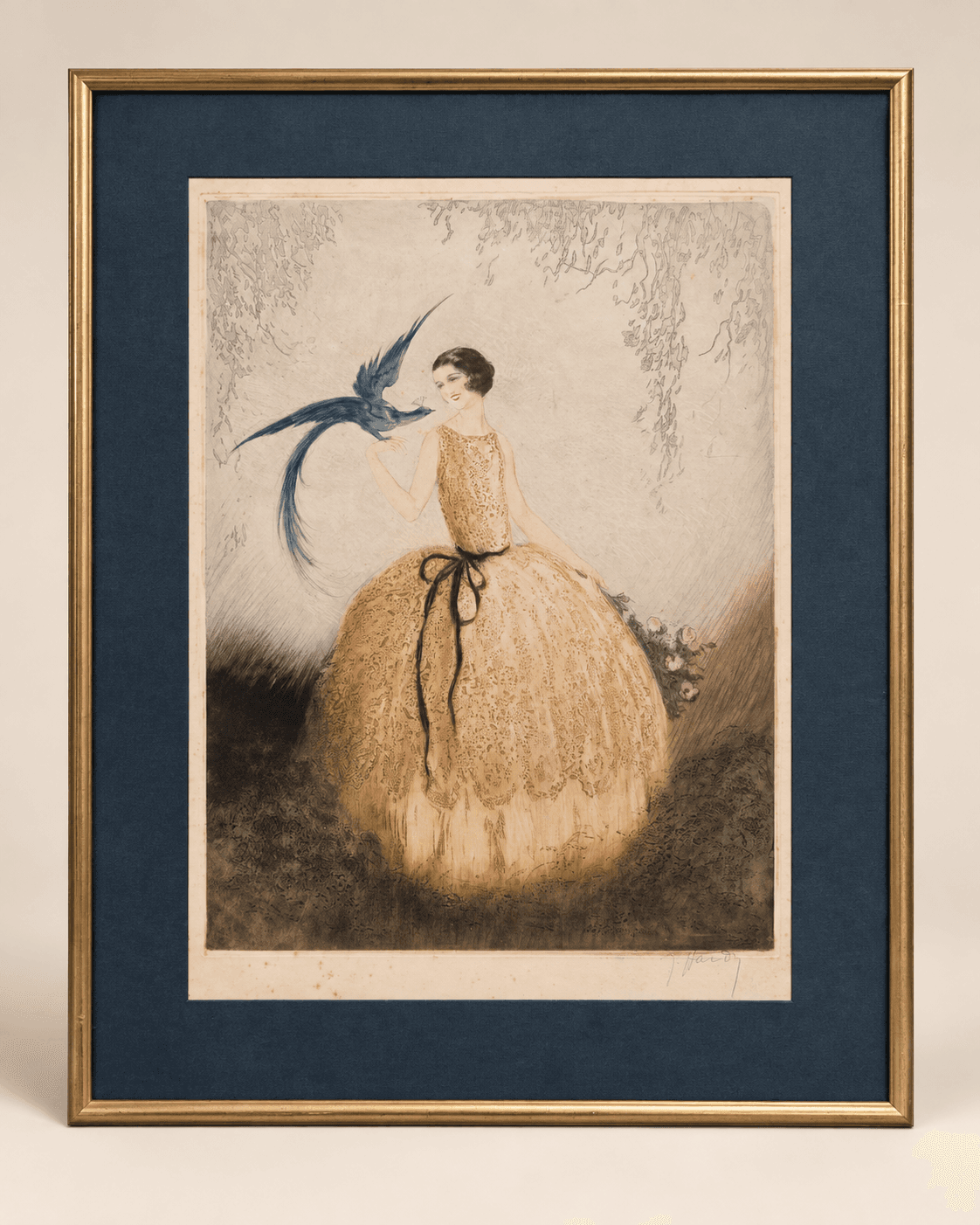 Estampe aquatinte, " Elégante à l'oiseau bleu", circa 1920, signé.