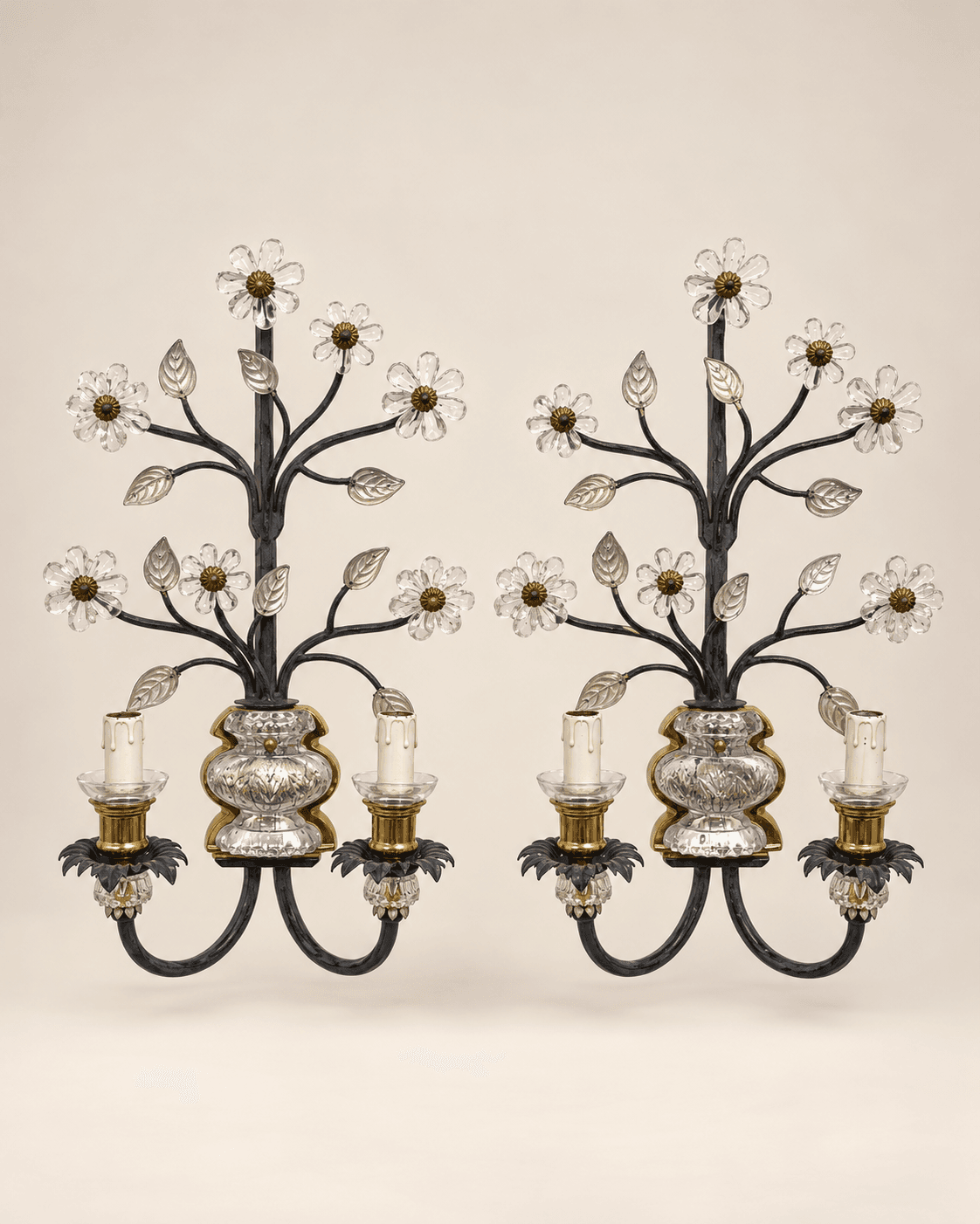 Banci Firenze, paire d'appliques en fer forgé, laiton et verre, Italie vers 1970